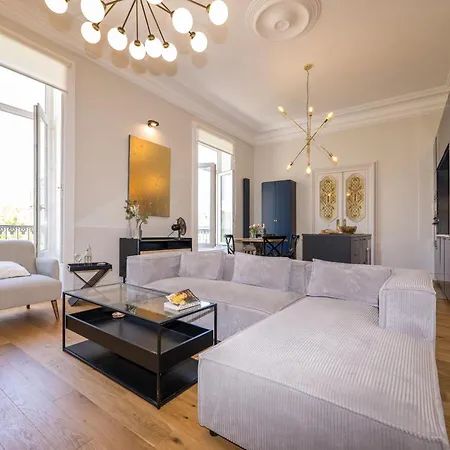Appartement Le Danube Du Midi, Elegant T4, Clim, Centre Historique