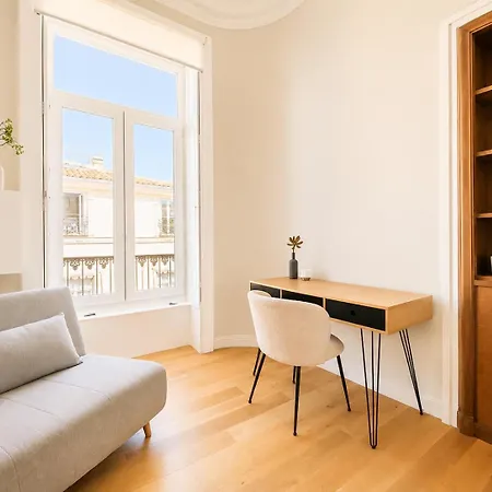 Appartement Le Danube Du Midi, Elegant T4, Clim, Centre Historique *